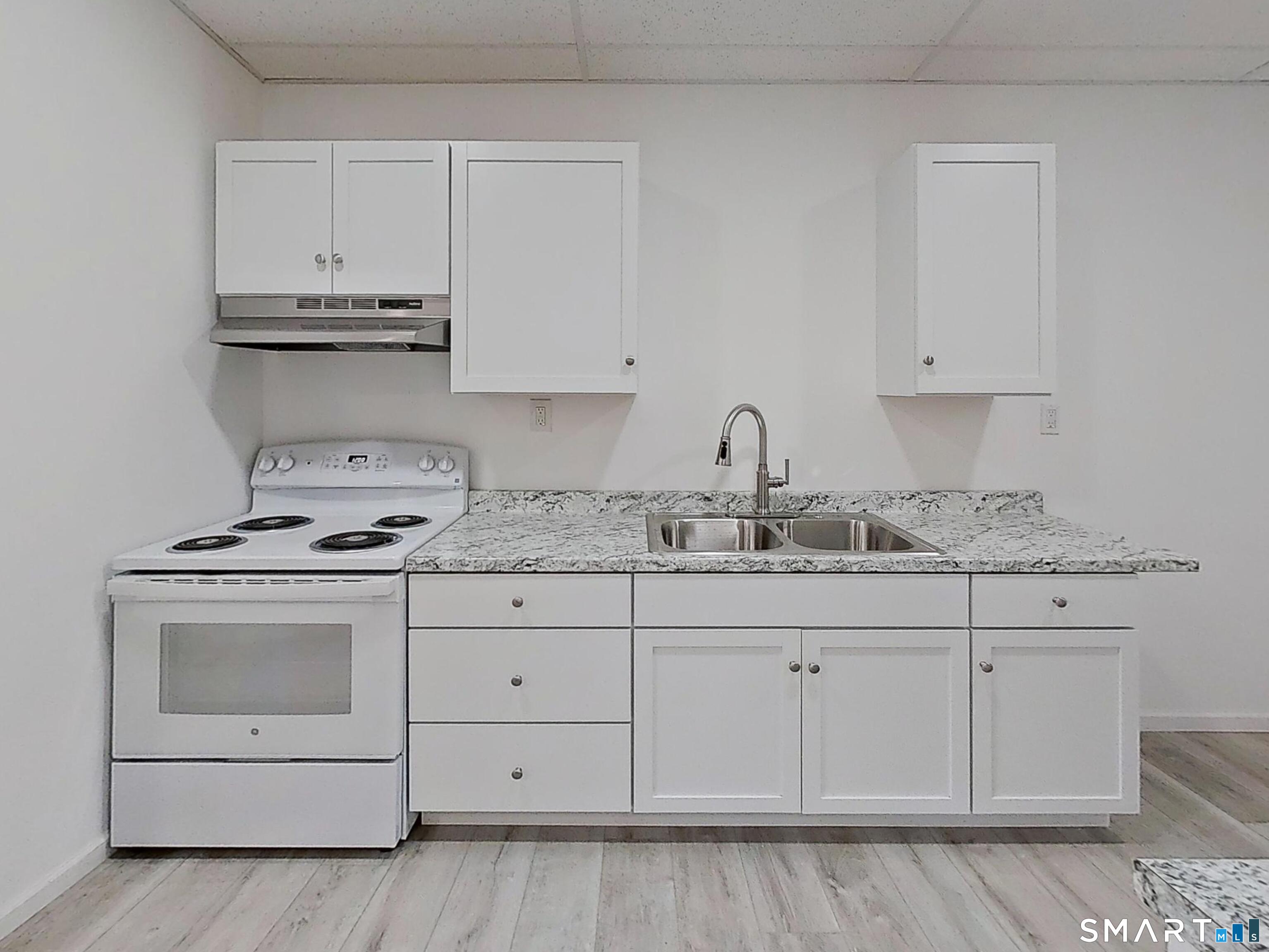 1271 Boston Post Road Old Saybrook CT 06475
