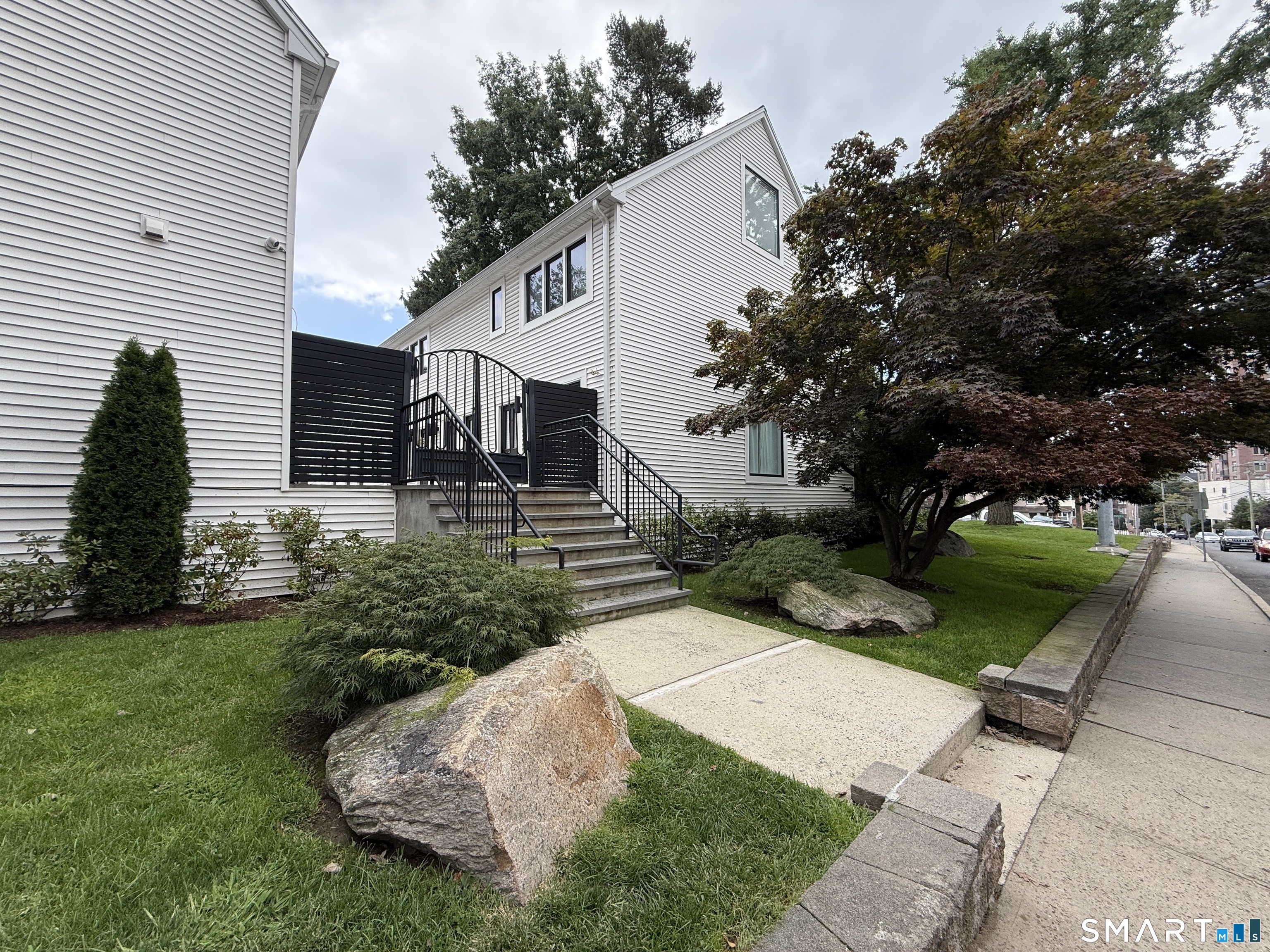 141 Grove Street Stamford CT 06901