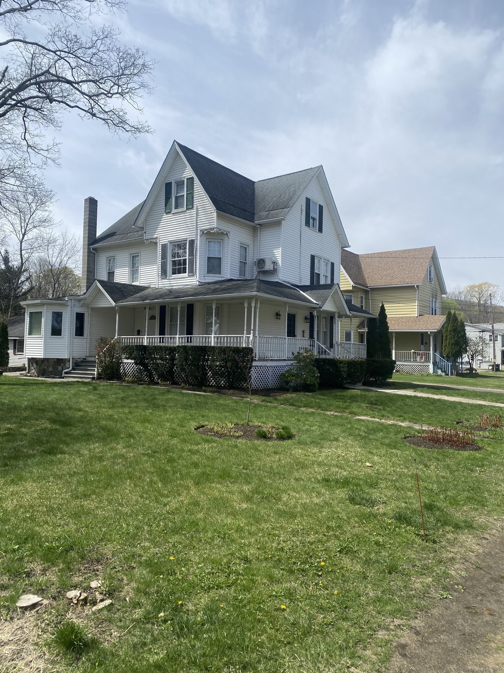 19 Fleetwood Avenue Bethel CT 06801