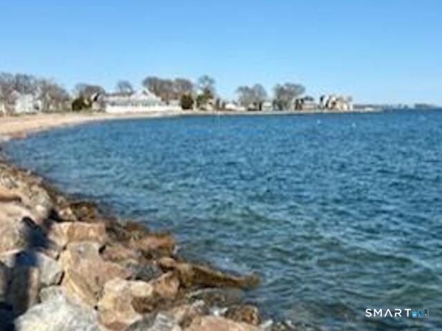 33 Wilford Road Branford CT 06405