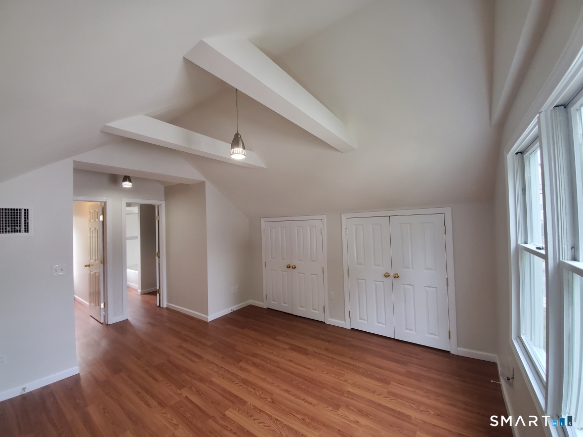 170 Brookfield Avenue Fairfield CT 06825