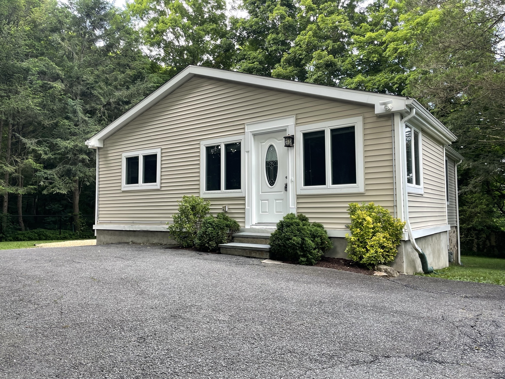 33 Whitney Avenue Trumbull CT 06611