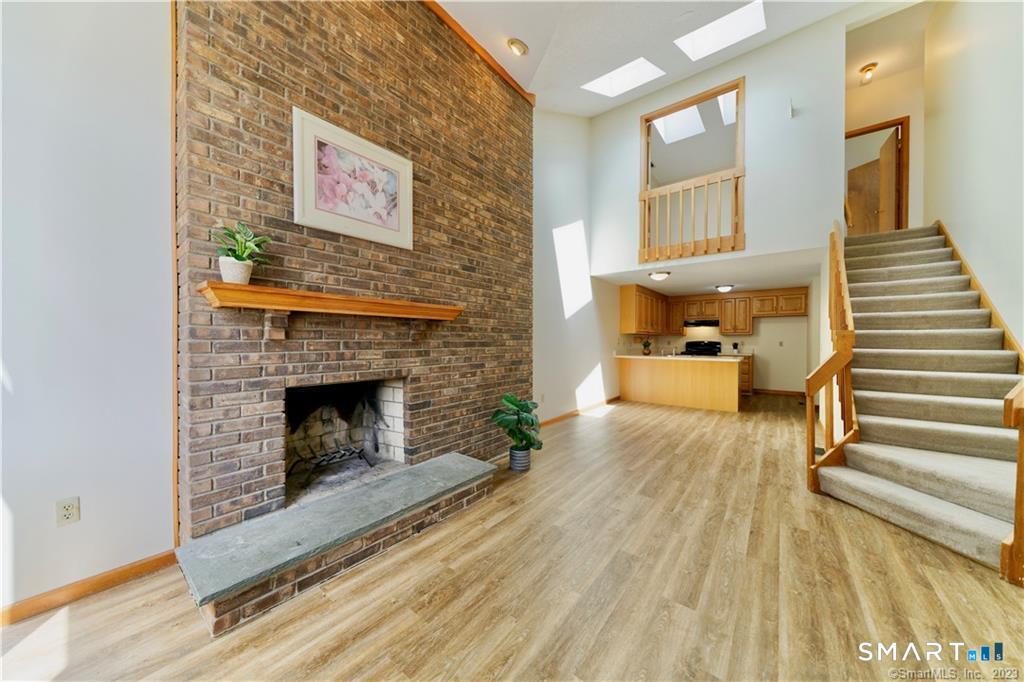 33 Ivy Lane South Windsor CT 06074