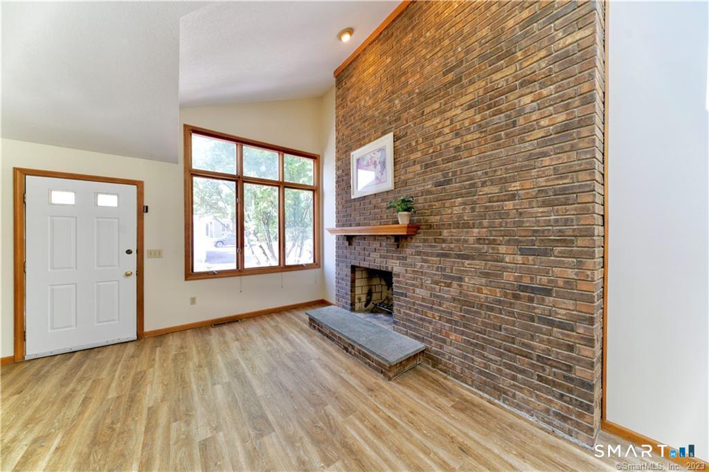 33 Ivy Lane South Windsor CT 06074