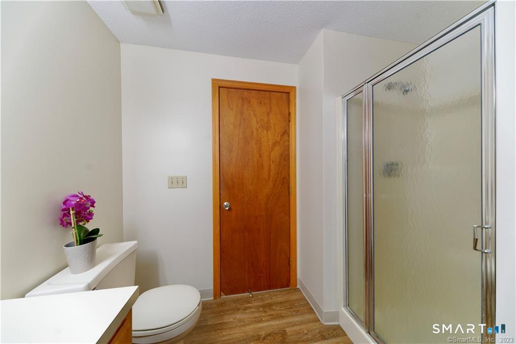 33 Ivy Lane South Windsor CT 06074