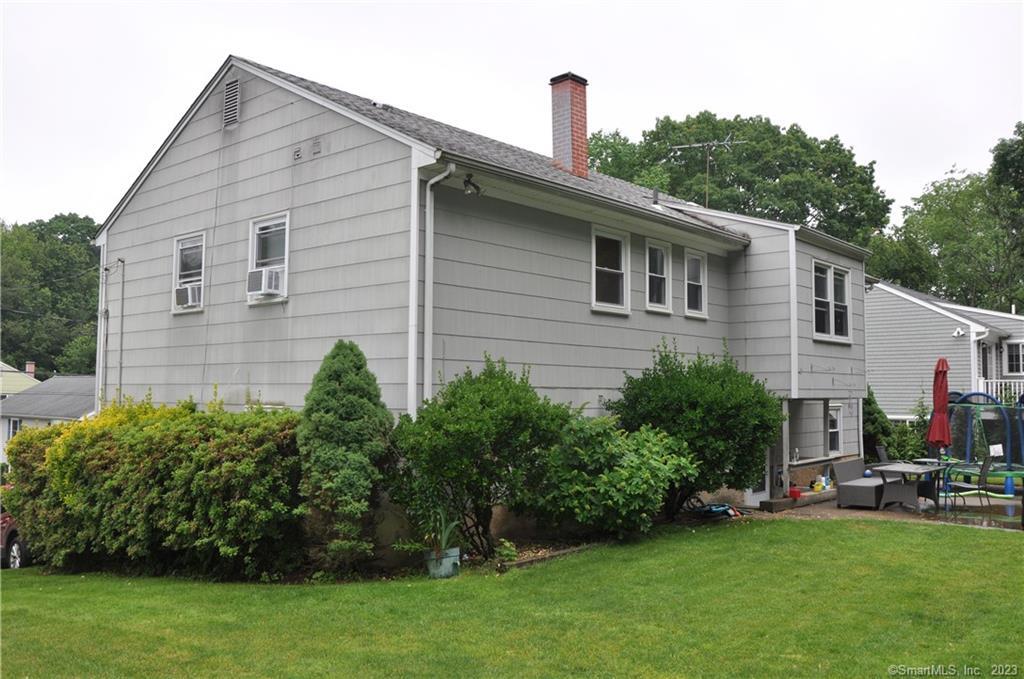 22 Essex Road Greenwich CT 06831