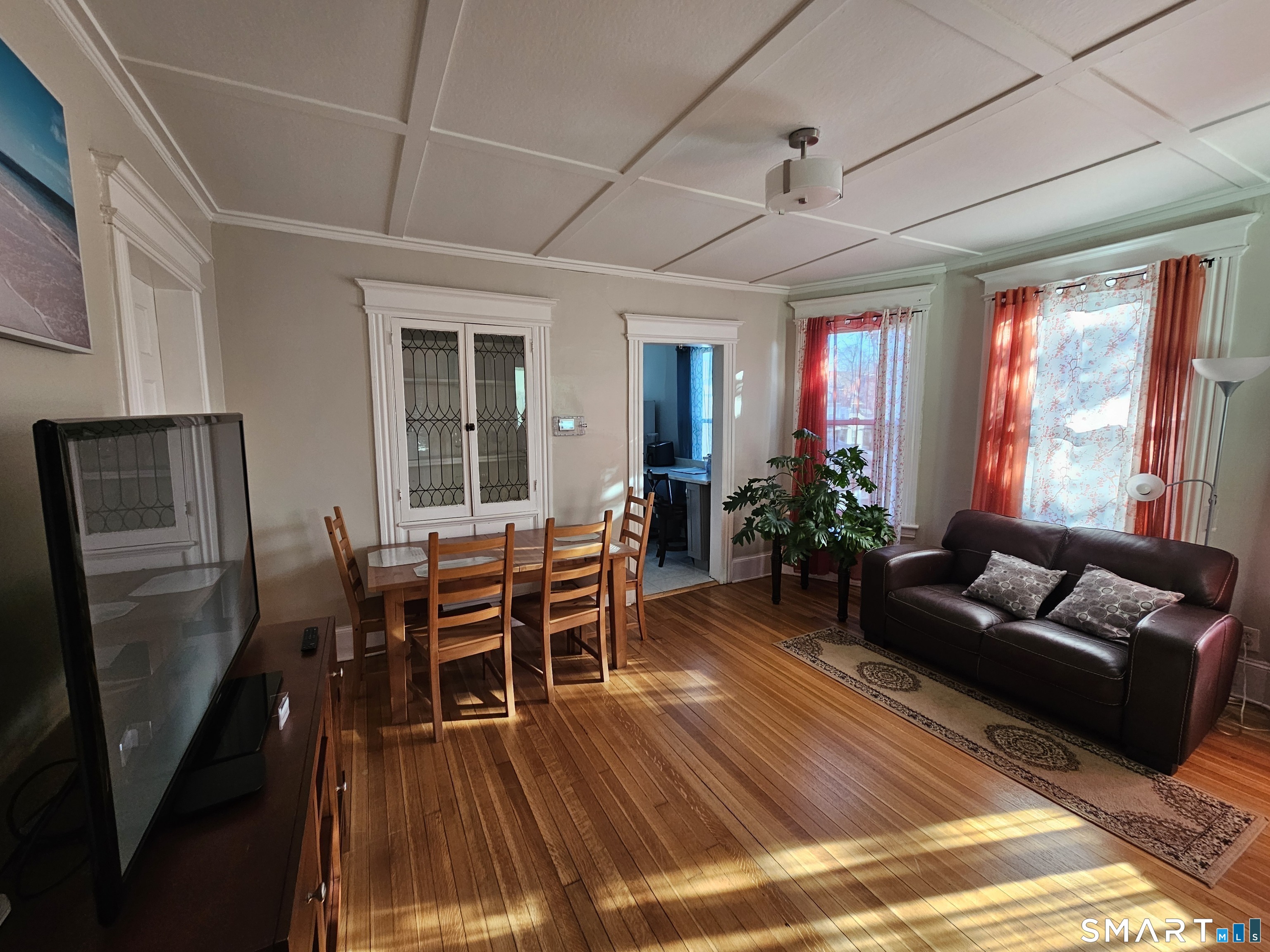 592 Laurel Avenue Bridgeport CT 06605
