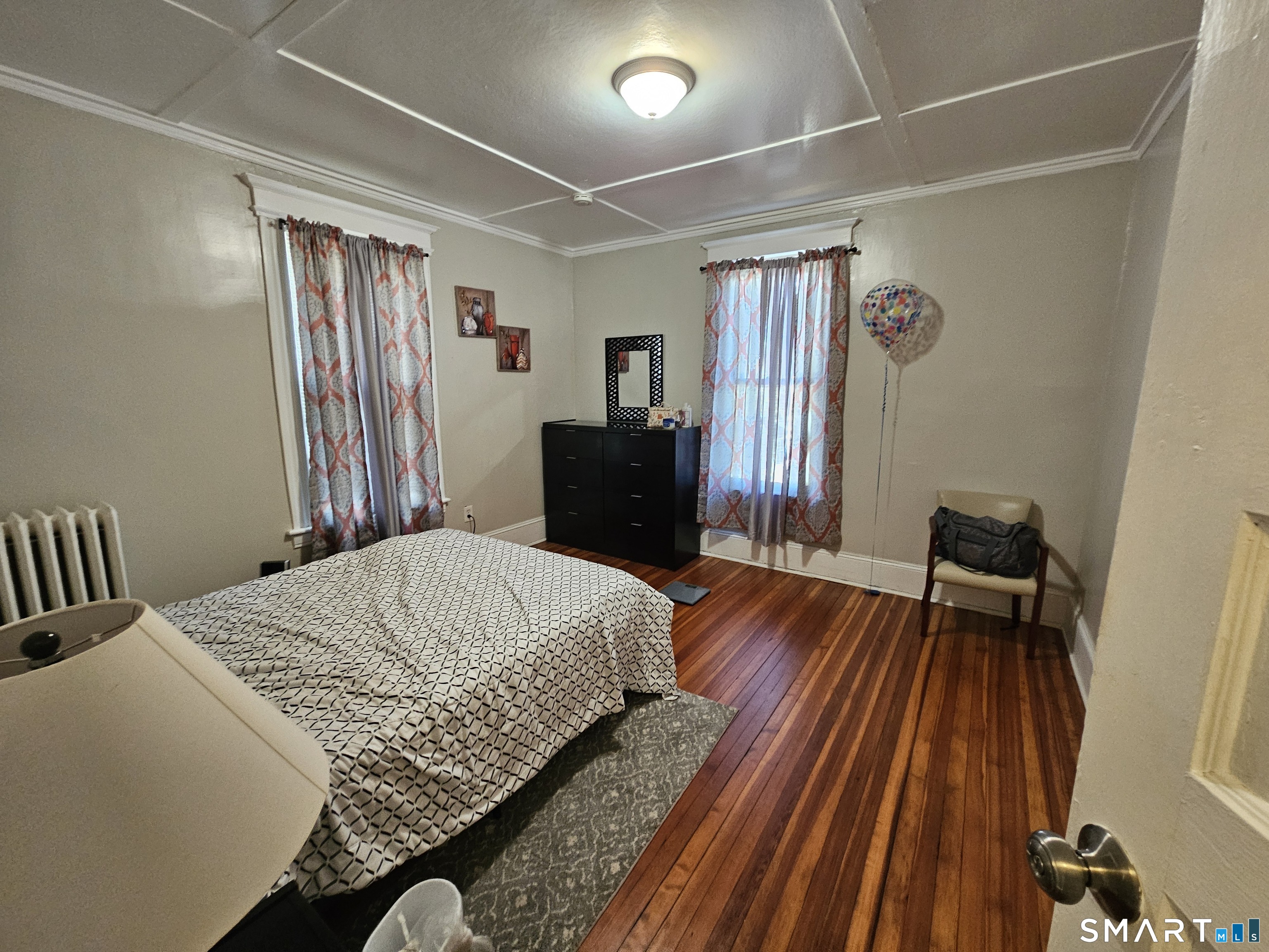 592 Laurel Avenue Bridgeport CT 06605