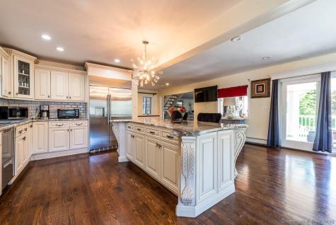 2 Valley Road Westport CT 06880