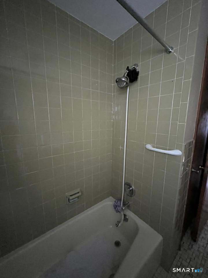 64-66 Gladden Street New Britain CT 06051