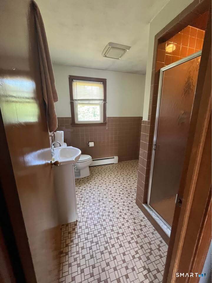 64-66 Gladden Street New Britain CT 06051