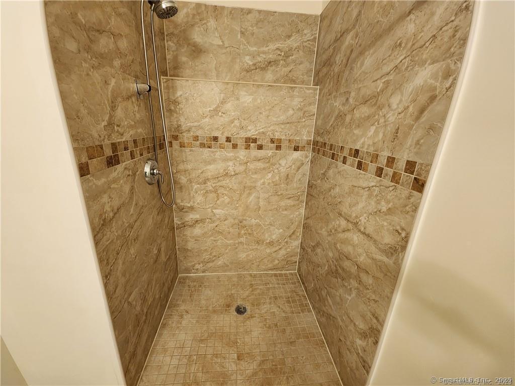 20 Short Oak Drive Brookfield CT 06804