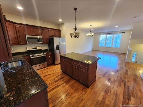 20 Short Oak Drive Brookfield CT 06804