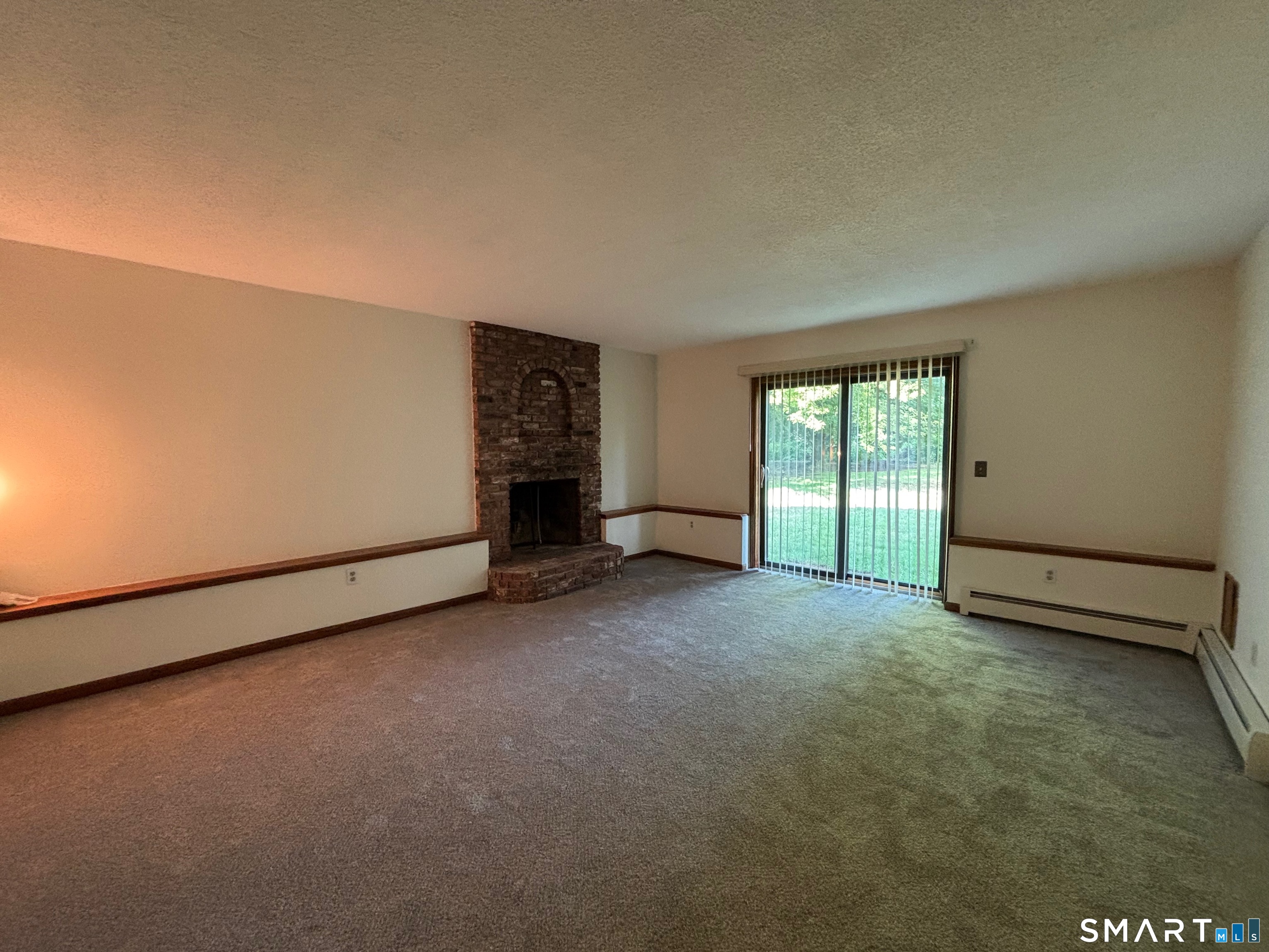 33 Lochview Drive Windsor CT 06095