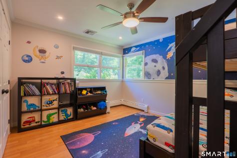 15 Farrell Road Newtown CT 06470
