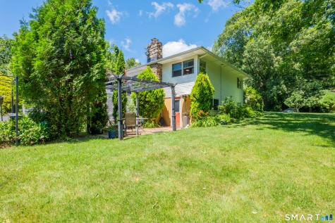 15 Farrell Road Newtown CT 06470
