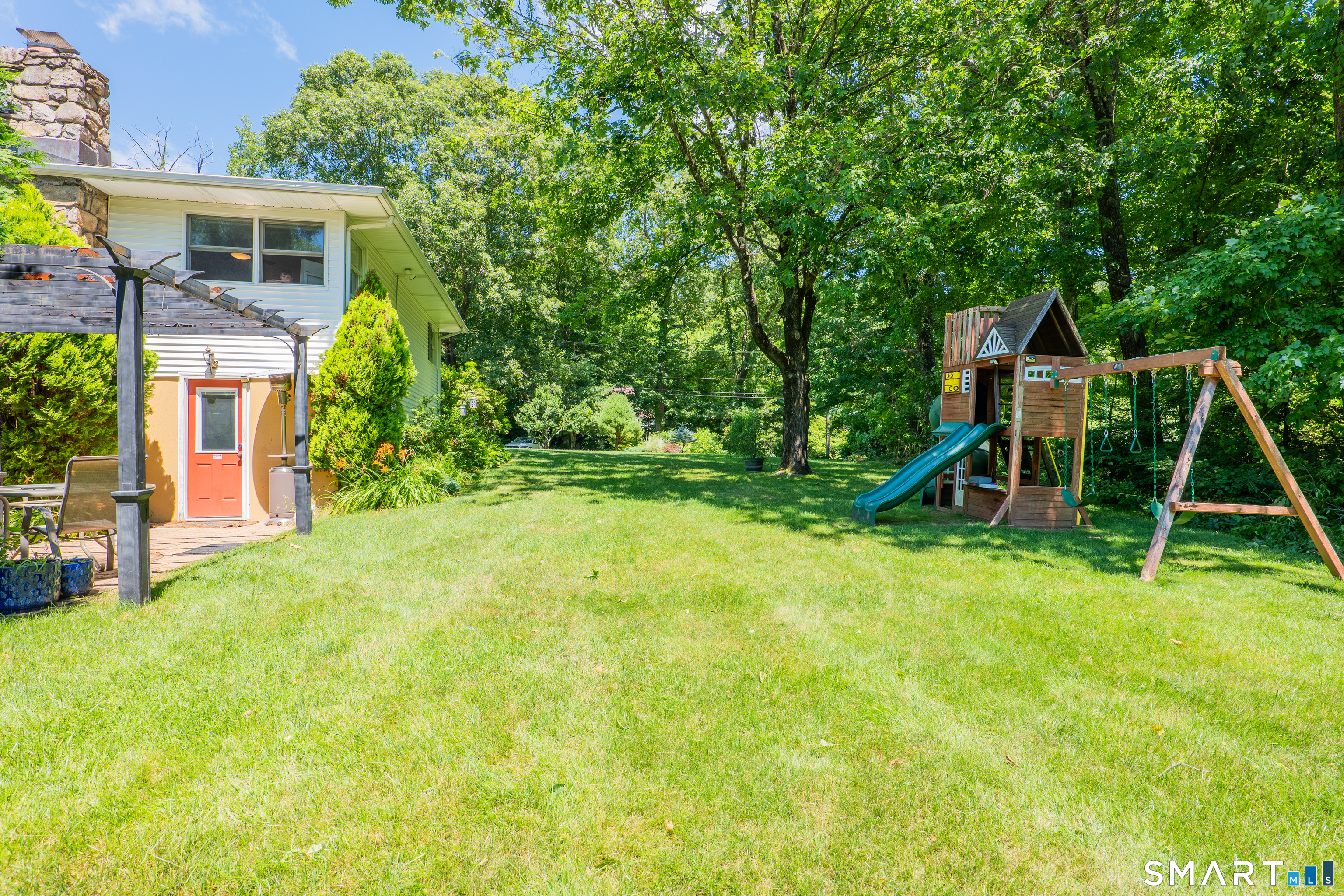15 Farrell Road Newtown CT 06470