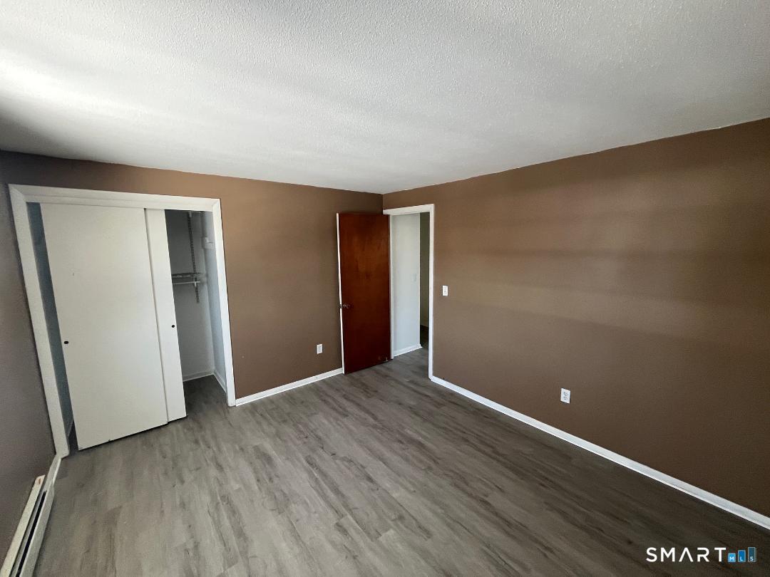 633 Center Street Manchester CT 06040