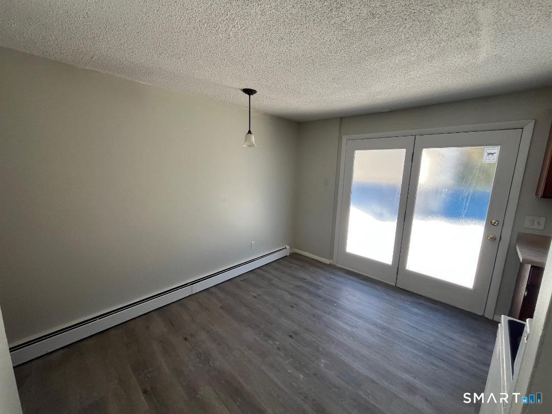 633 Center Street Manchester CT 06040