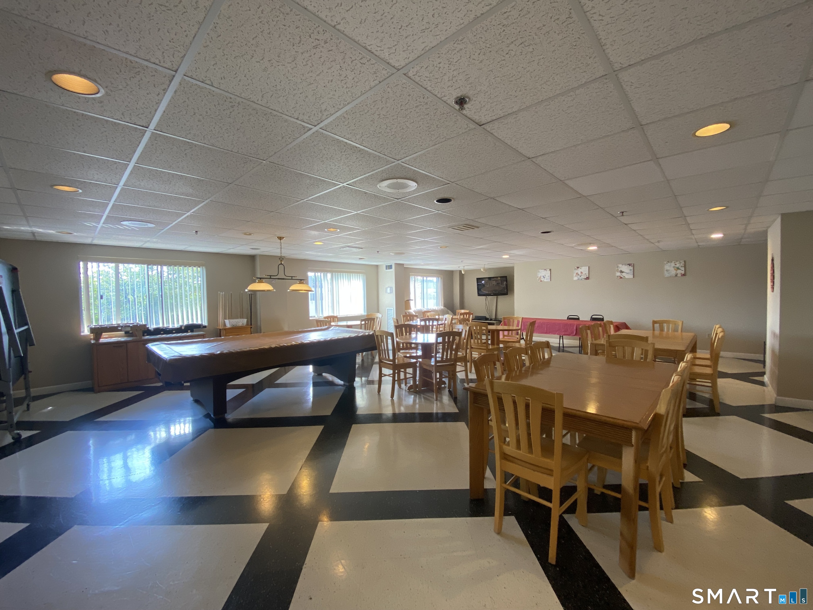 111 Dekoven Drive Middletown CT 06457