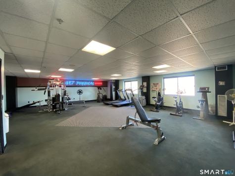 111 Dekoven Drive Middletown CT 06457