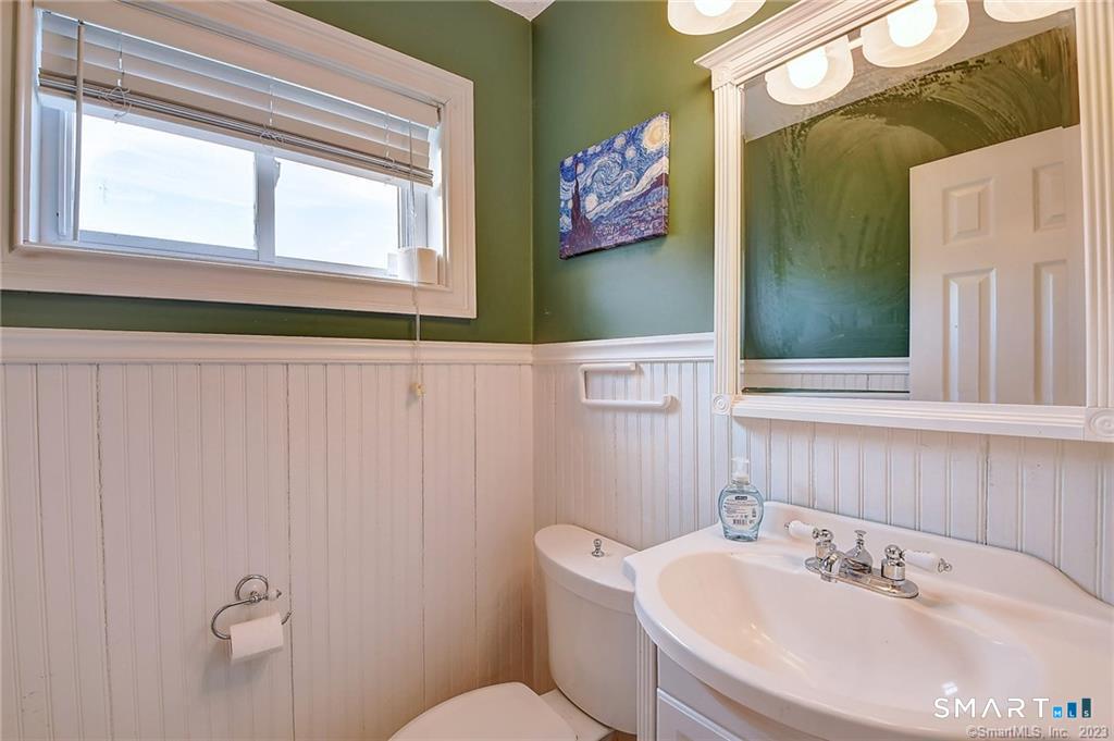 334 Conestoga Way Glastonbury CT 06033