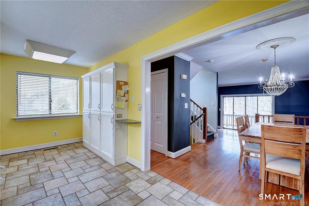 334 Conestoga Way Glastonbury CT 06033