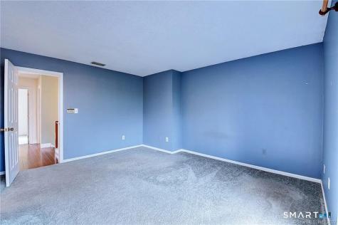 334 Conestoga Way Glastonbury CT 06033