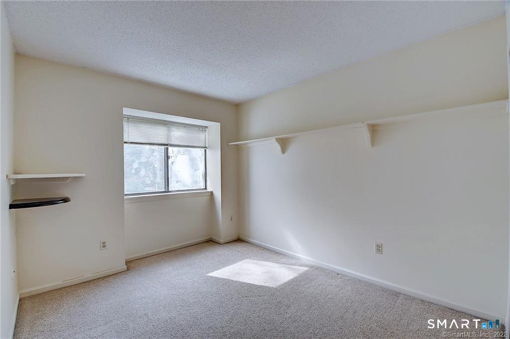 334 Conestoga Way Glastonbury CT 06033