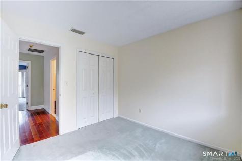 334 Conestoga Way Glastonbury CT 06033