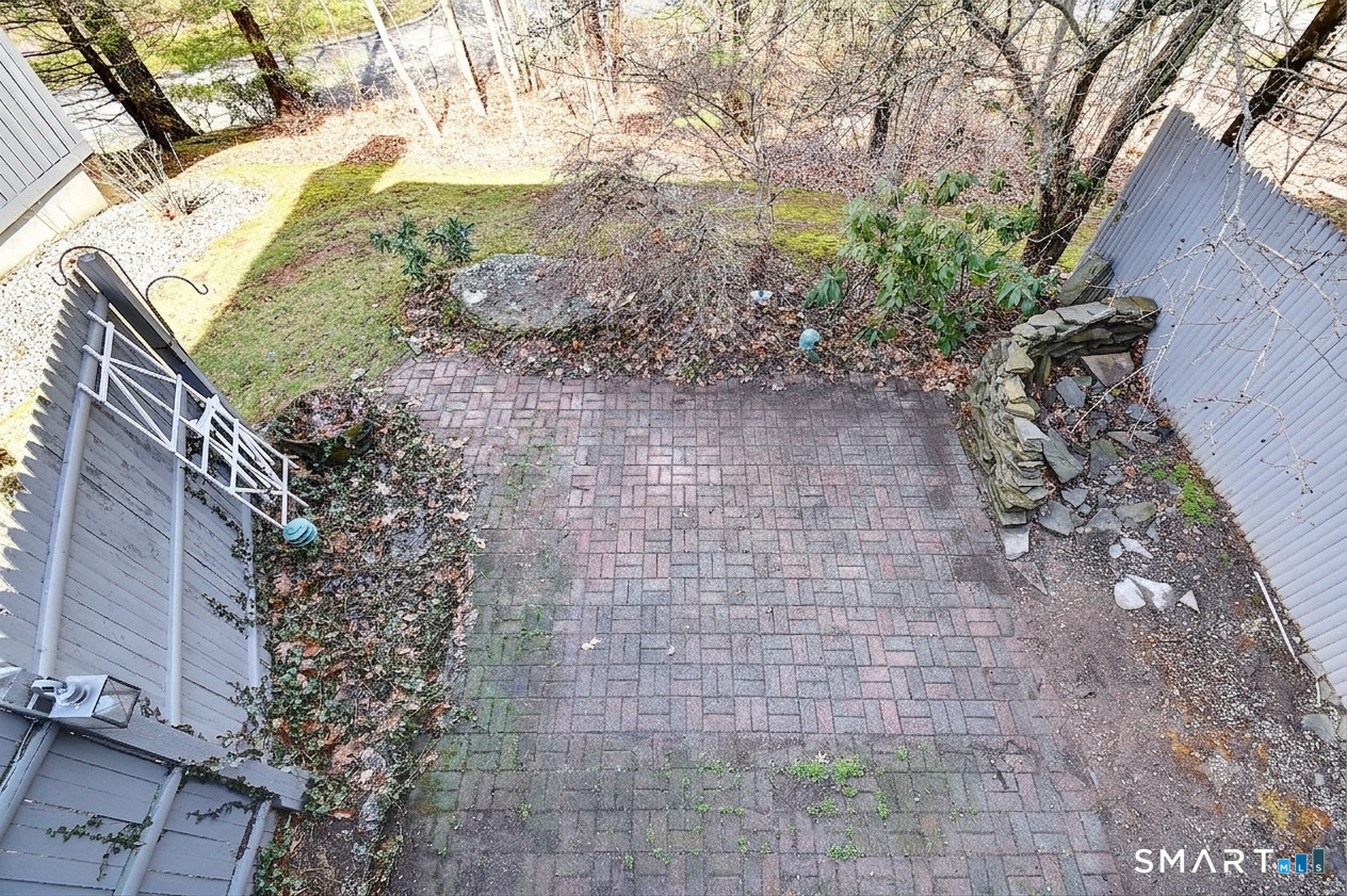 334 Conestoga Way Glastonbury CT 06033