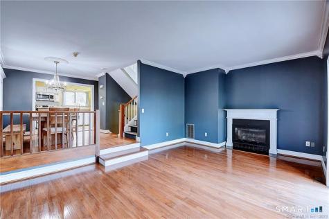 334 Conestoga Way Glastonbury CT 06033