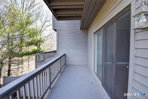 334 Conestoga Way Glastonbury CT 06033