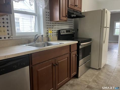 77 Meadow Street Wallingford CT 06492