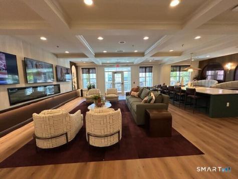 138 Hollow Tree Ridge Road Darien CT 06820