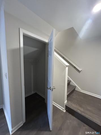138 Hollow Tree Ridge Road Darien CT 06820