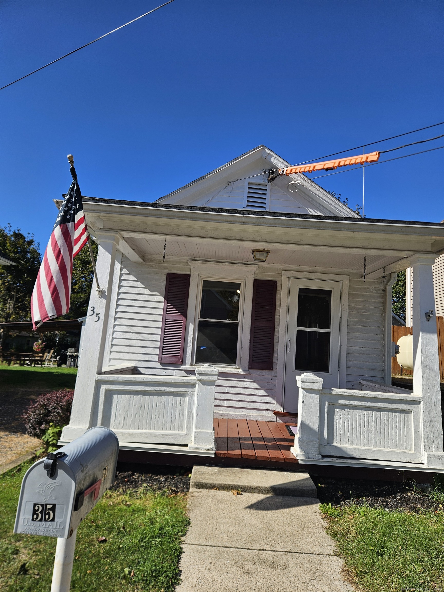 35 Salisbury Avenue Plainfield CT 06354