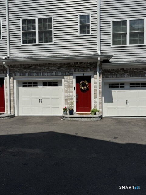 4 Beacon Square Fairfield CT 06825