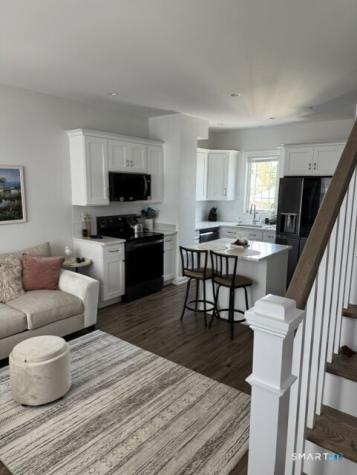 4 Beacon Square Fairfield CT 06825