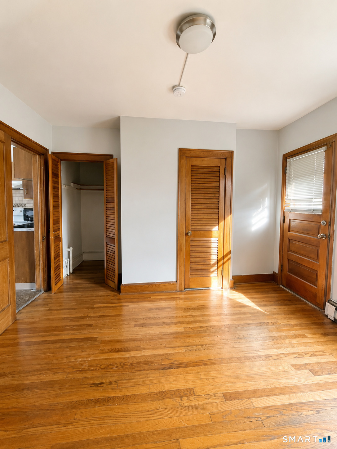 1048 Broad Street Meriden CT 06450