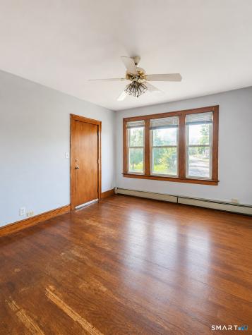 1048 Broad Street Meriden CT 06450