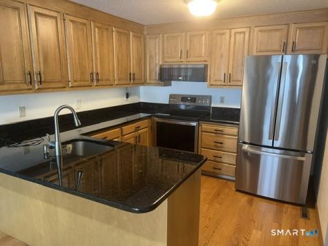 13 Ivy Lane South Windsor CT 06074
