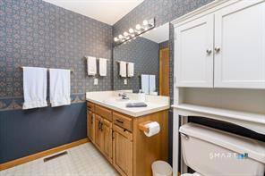 13 Ivy Lane South Windsor CT 06074