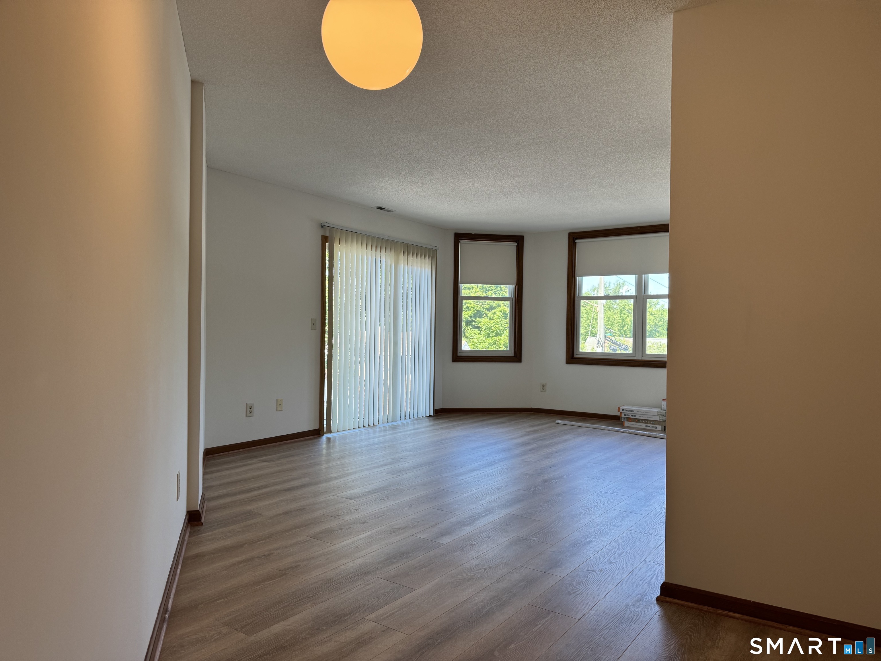 1022 Main Street Branford CT 06405