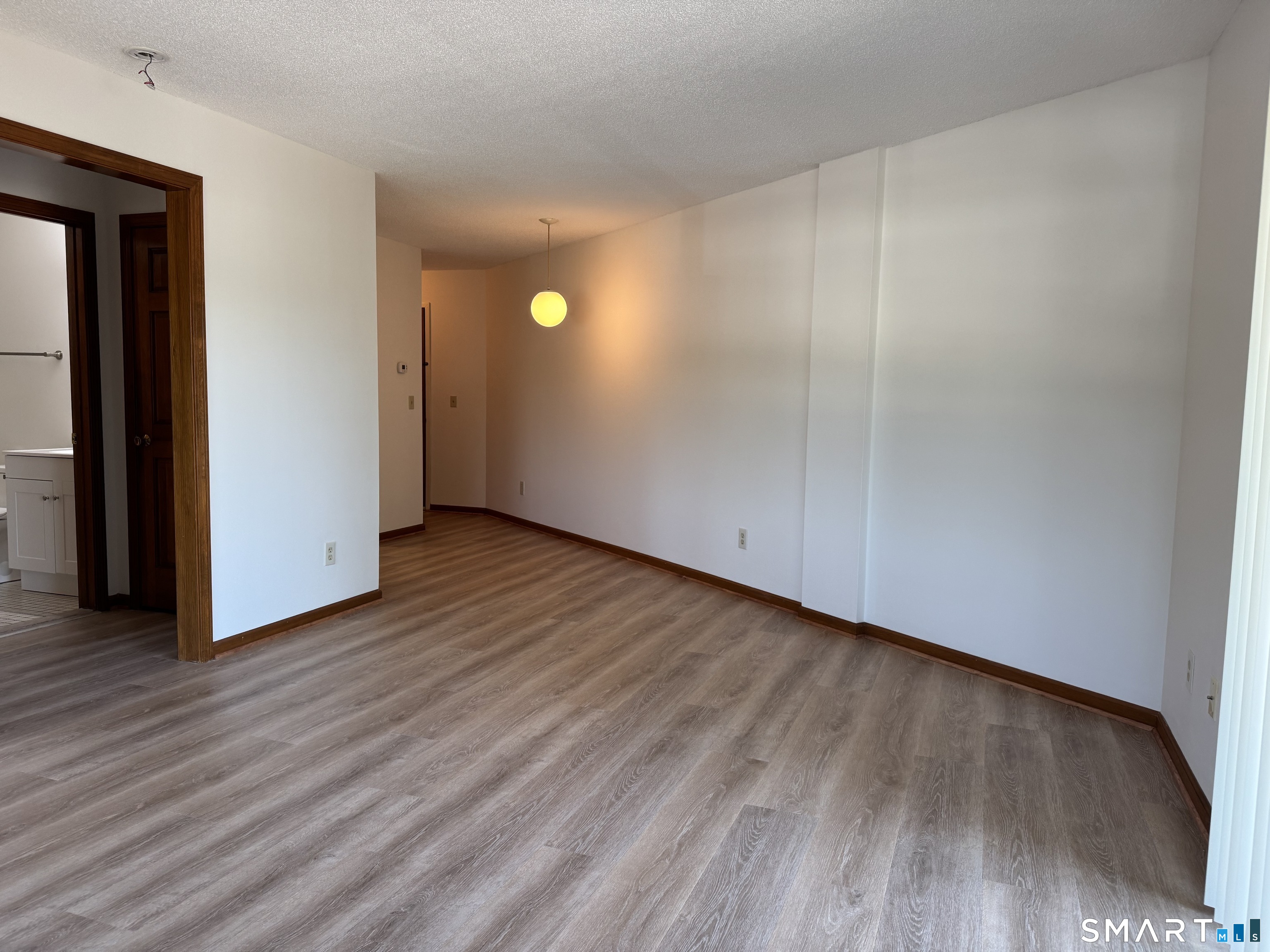 1022 Main Street Branford CT 06405