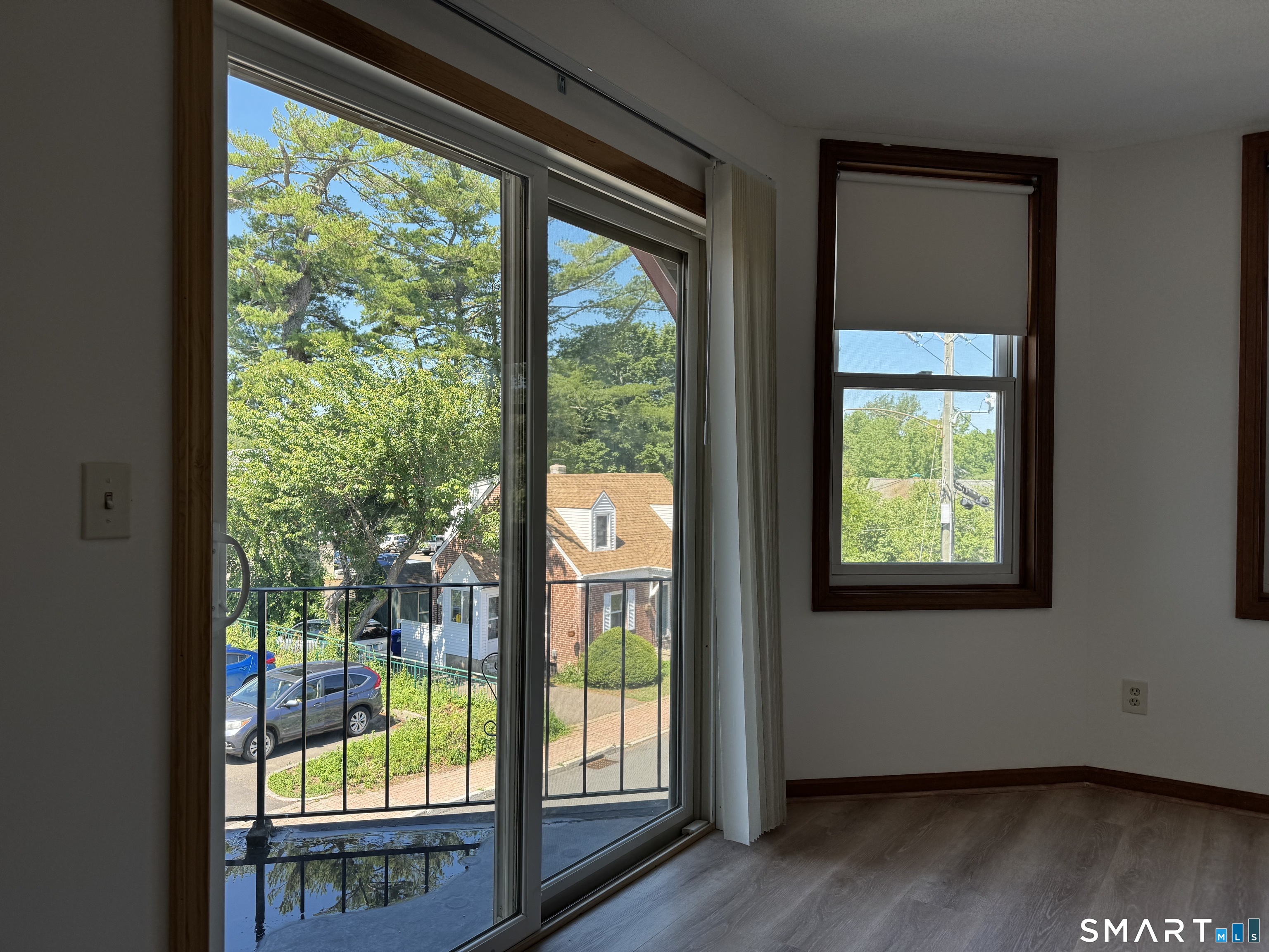 1022 Main Street Branford CT 06405
