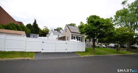 430 Berkeley Road Fairfield CT 06825
