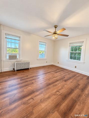 192 Knickerbocker Avenue Stamford CT 06907