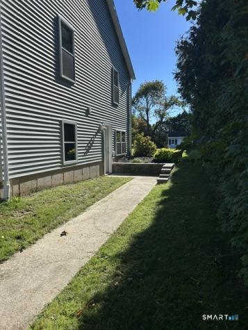 58 School House Road Wallingford CT 06492