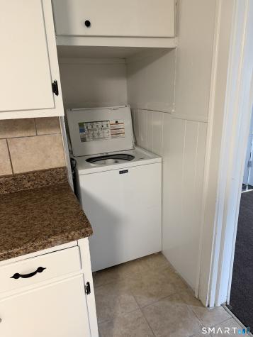 33 Pilgrim Avenue Waterbury CT 06704